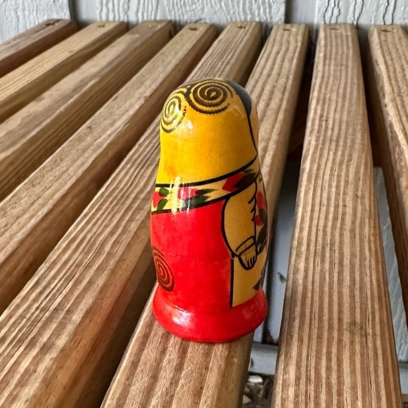 Russian Nesting Dolls Set 3 Matryoshka Peasant Doll Wooden Wood Vintage Russia - Picture 5 of 11